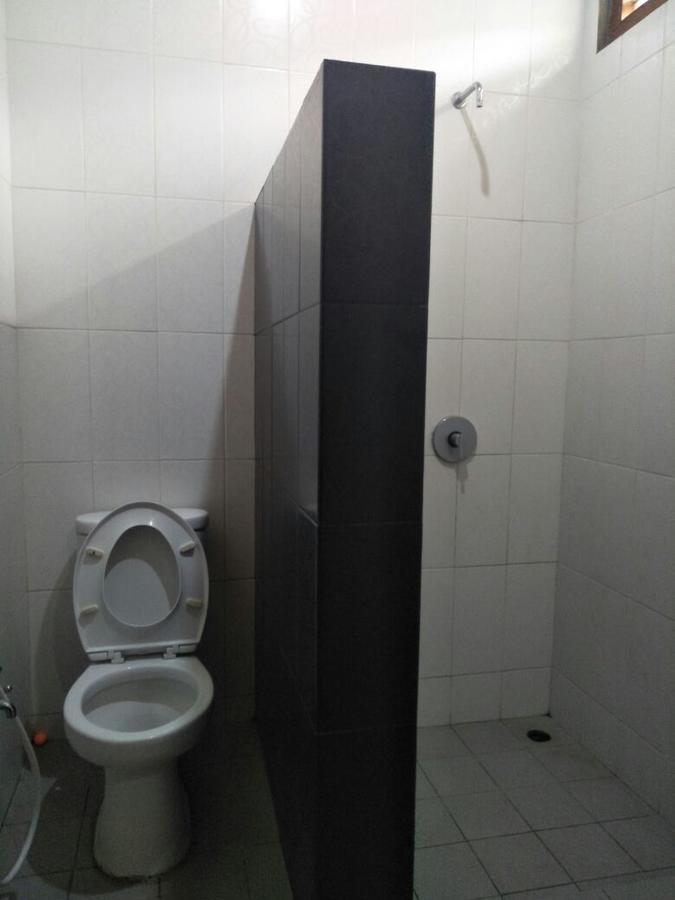 Villa Bukit Danau Cipanas  Luaran gambar