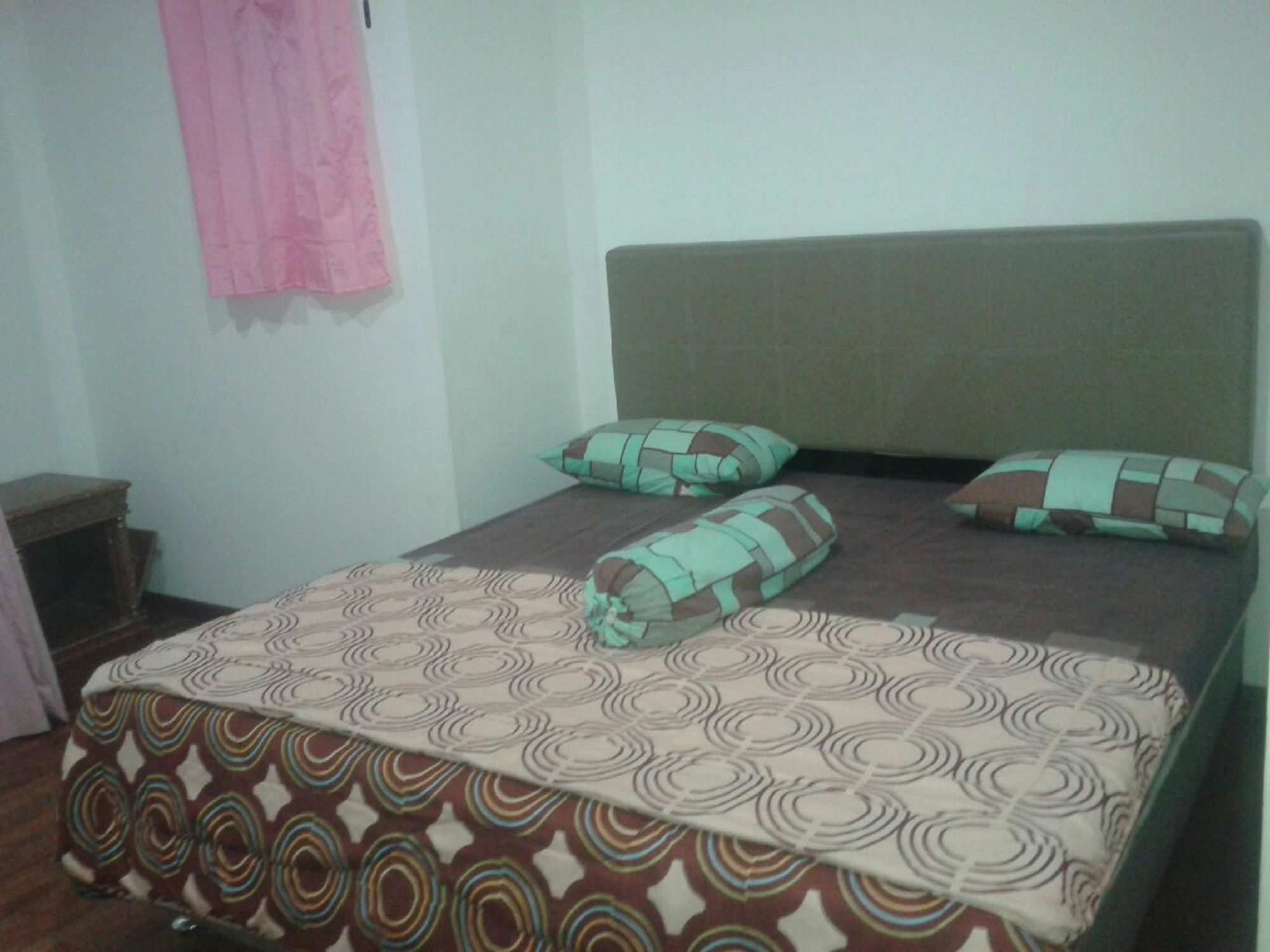 Villa Bukit Danau Cipanas  Luaran gambar